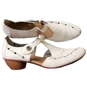 Rieker Antistress White Women’s Leather Mary Jane Pump Size 10